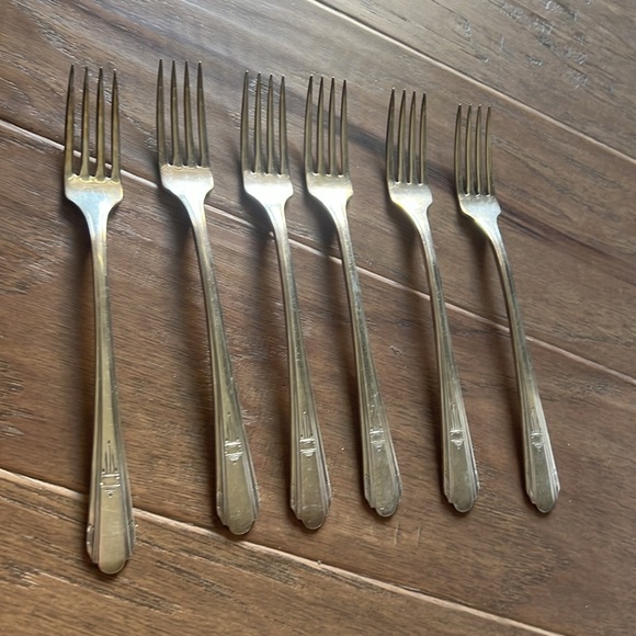 WM. A. Rogers Overlaid - Vintage - Set of 6 - Forks - Picture 2 of 11